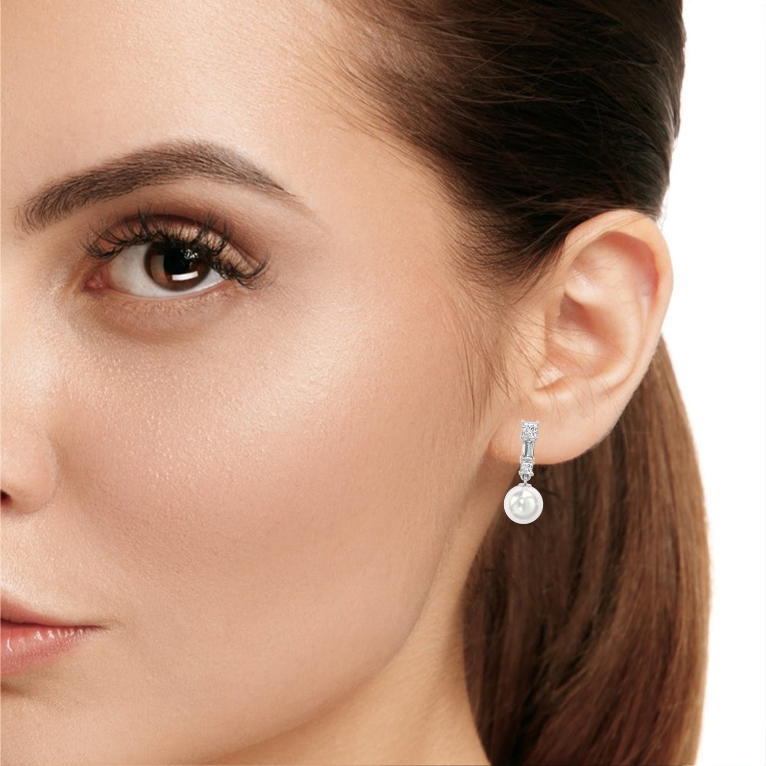 Top 5 Timeless Jewelry Pieces Every Woman Should Own